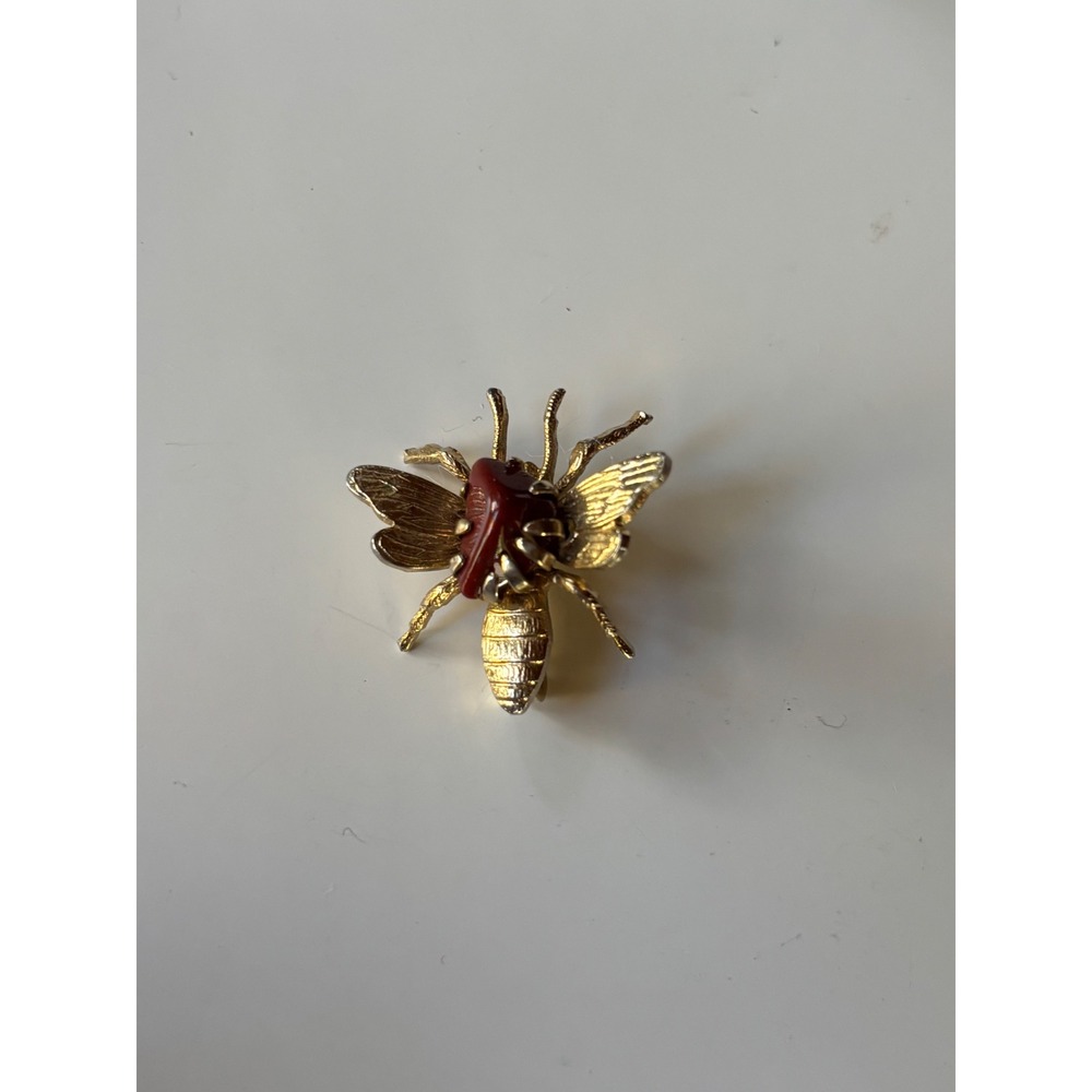 Vintage Gold Tone Honey Bee Brooch Red Stone Insect Pin Whimsical Nature Jewelry